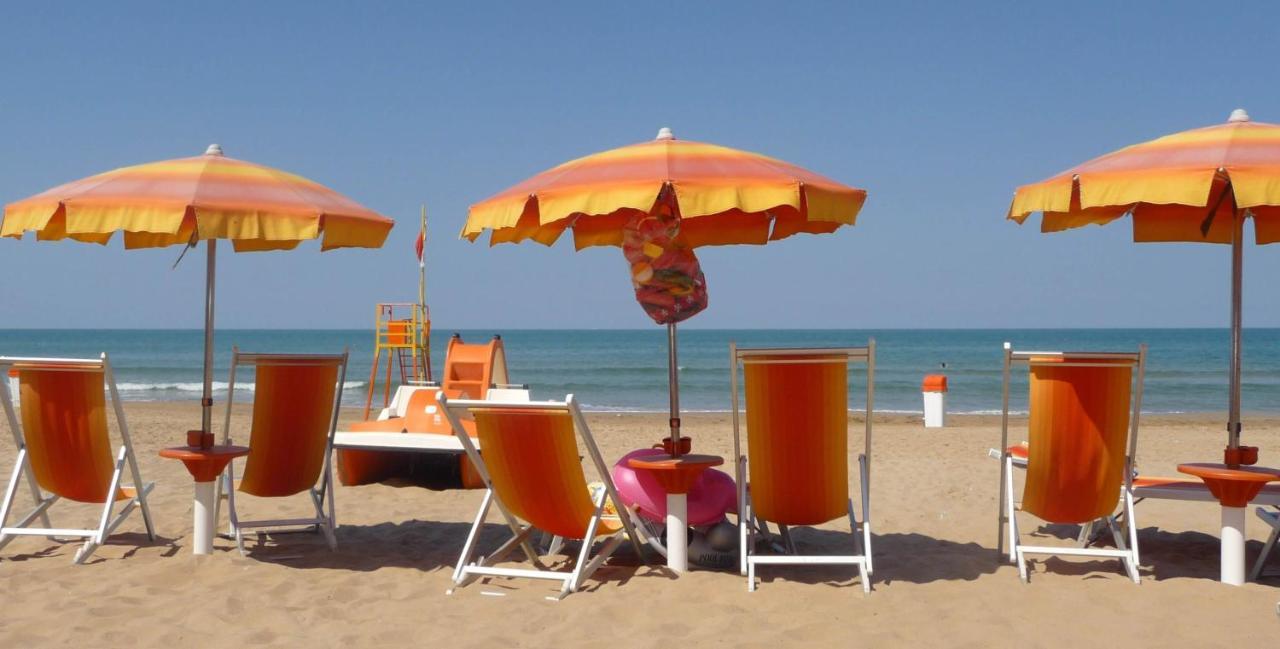 Happy Camp Mobile Homes In Camping Villaggio Internazionale سان مينايو المظهر الخارجي الصورة